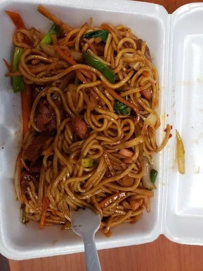 Fresh Pork Lo Mein