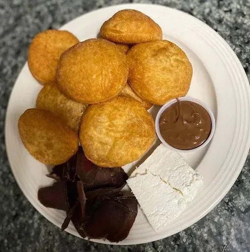 Zeppoles Breakfast