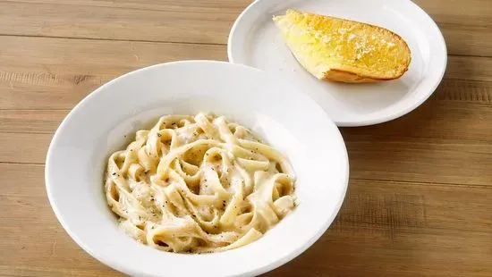 Child Fettuccine Alfredo