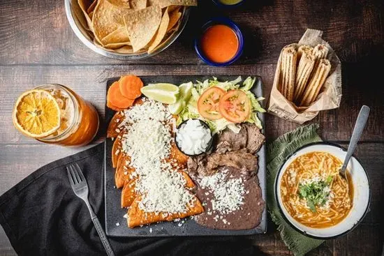 Enchiladas Tradicionales