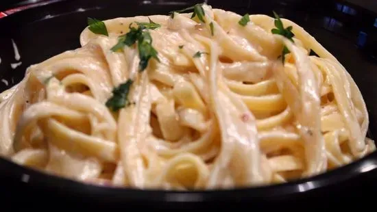 Fettuccine Alfredo