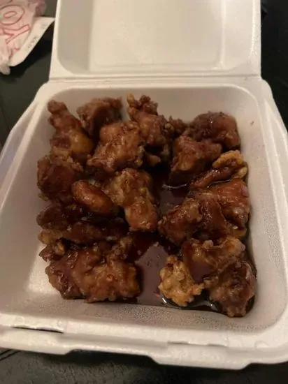 General Tso's Chicken (or Tofu)*