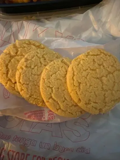 Almond Cookies (4)