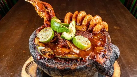 Molcajete Levanta Muertos