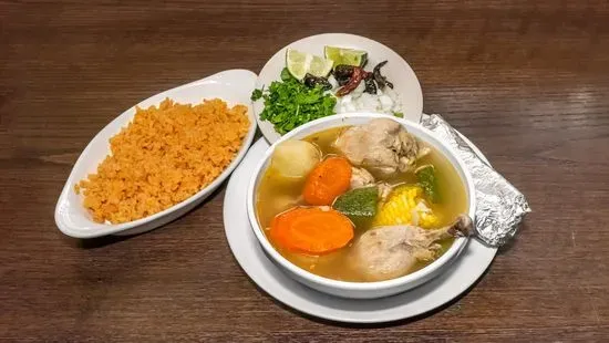 Caldo de Pollo / Chicken Broth