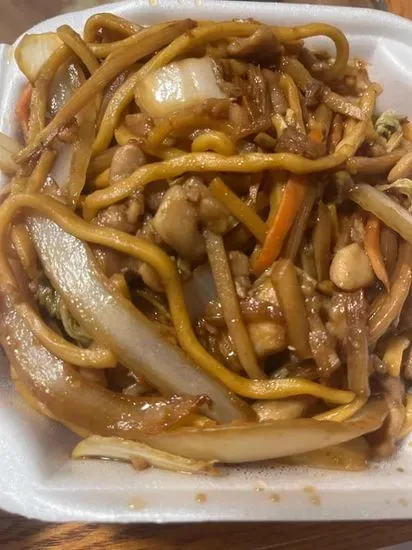 32. Chicken Lo Mein