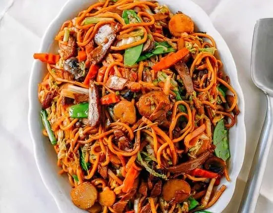 Beef Or Chicken Or Pork Lo Mein 牛肉或鸡肉或猪肉捞面