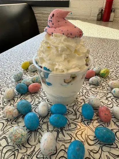 BUNNY TRACKS EASTER SUNDAE