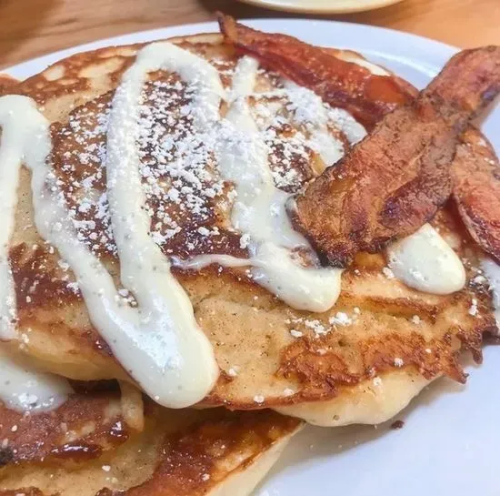 Cinnamon Swirl Pancakes