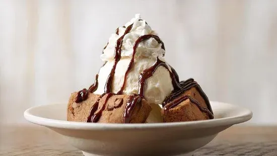 Chocolate Chip Cookie Sundae