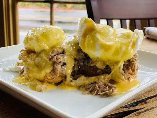 Cochon Benedict