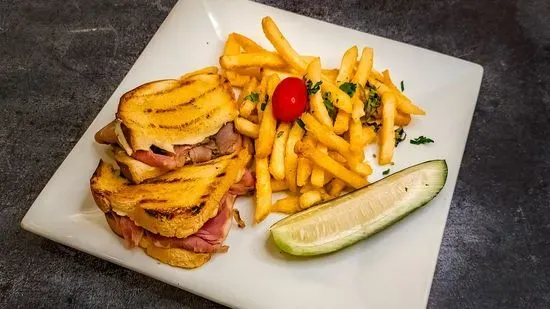 BBQ Roast Beef Melt with Fries