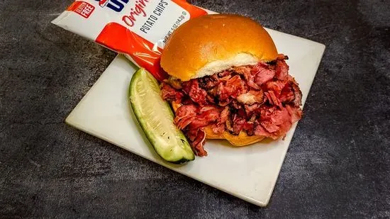 Hot Pastrami - Sandwiches