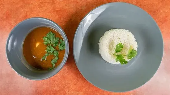 Arroz Blanco Y Habichuelas (White Rice and Beans)