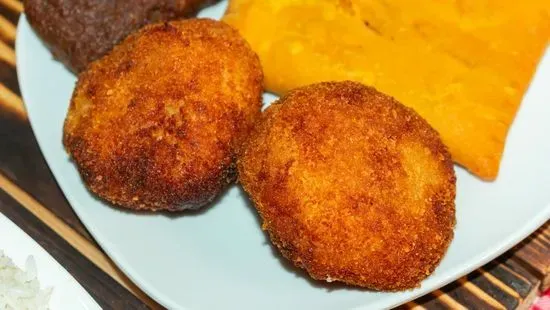 Rellenos de Papa / Potato Ball