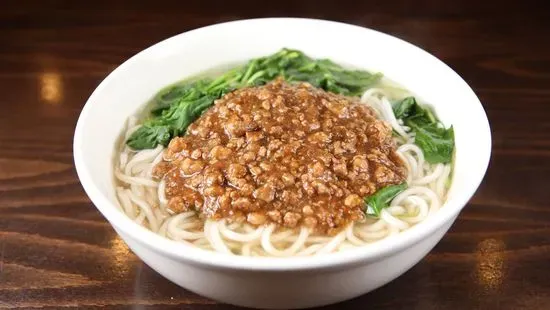 Zha Jiang Noodle With Pork清湯炸醬麵