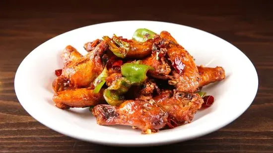 Spicy Fried Chicken Wings. 辣雞翅