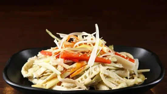 Fresh Bamboo Shoots With Spicy Wonder Sauce麻辣鮮筍尖