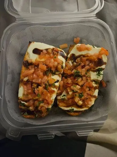 Garlic Bread Caprese