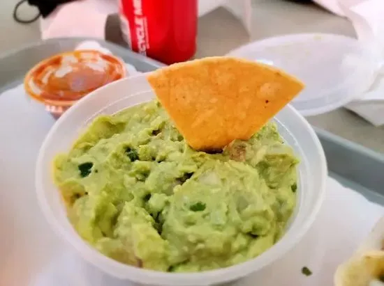 Guacamole (8oz)