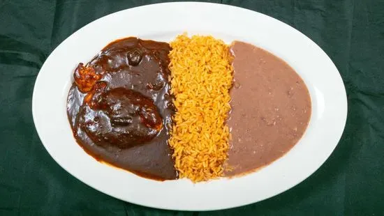 10. Pollo con Mole