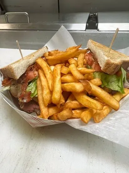 Crispy Chicken Club Sandwich