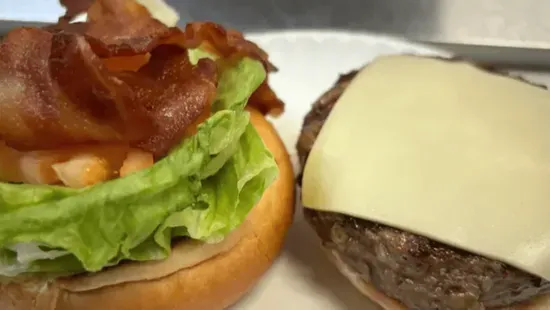 Classic Bacon Cheeseburger with fries