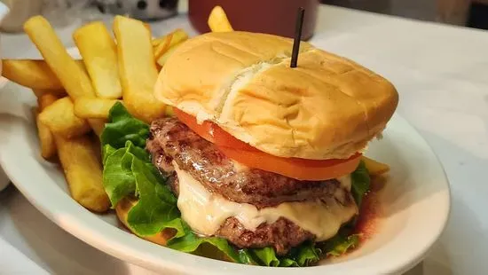 8 oz. Cheeseburger