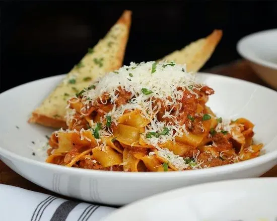 Pappardelle Bolognese