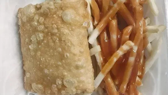 Pizza Puff with Fries