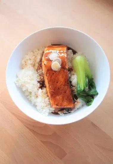 Captain Marden's Salmon Bowl