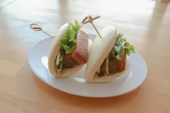 Braised Pork Belly Buns