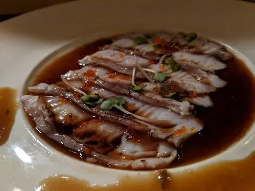 Escolar Tataki