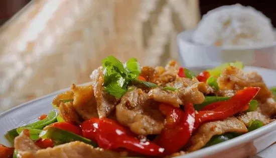 46.Garlic Pepper Pork "Mookratiam Prik Tai"