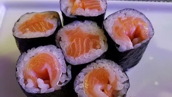 Salmon Roll (6)