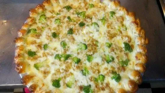 Alfredo Broccoli Pizza (Large 16')