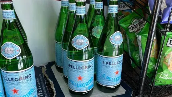 1 Liter Imported Pelegríno Sparkling Water