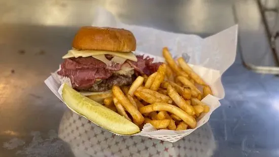 Carnegie Deli Burger