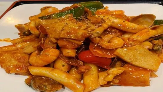 A9. Seafood Dukbokki