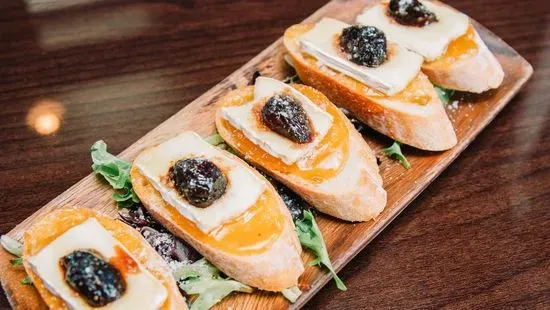 Brie & Fig Tartines