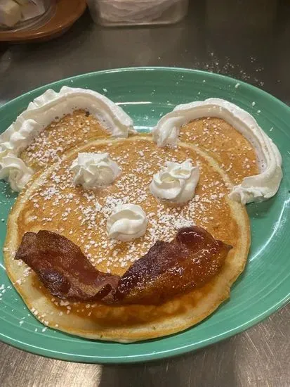 Mickey Mouse - 1 pancake with bacon