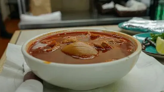 Delicioso Menudo / Delicious Menudo 