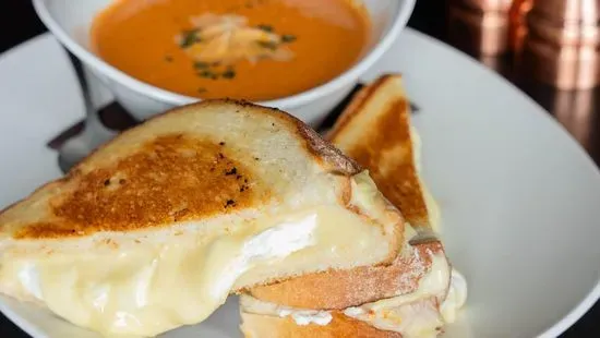 Grilled Cheese & Creamy Tomato Soup