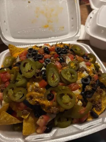 Oliver’s Nachos 