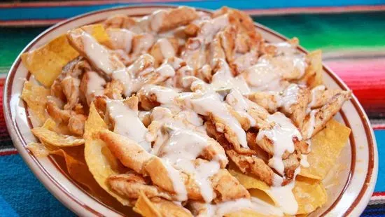 Grilled Chicken Nachos
