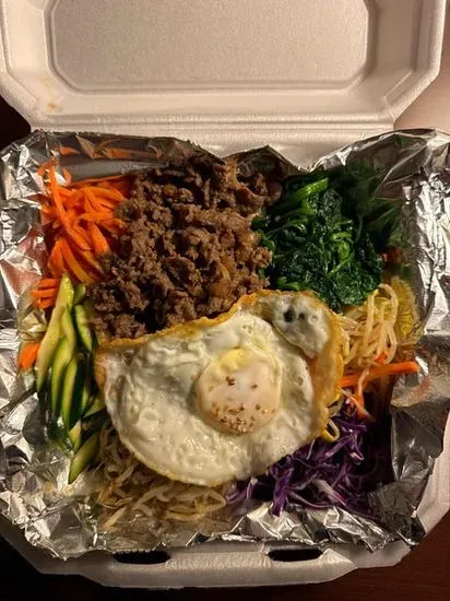 Bulgogi Bibimbap / (불고기 비빔밥)韩式牛肉拌饭