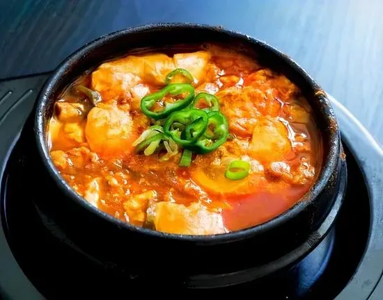 Beef Sundubu Jjigae / (소고기순두부)牛肉豆腐汤