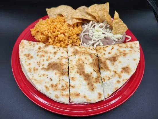 LG QUESADILLA TAMPIQUENA