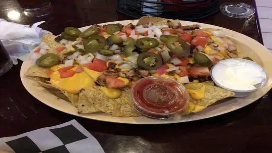 Chicken Nachos Supreme