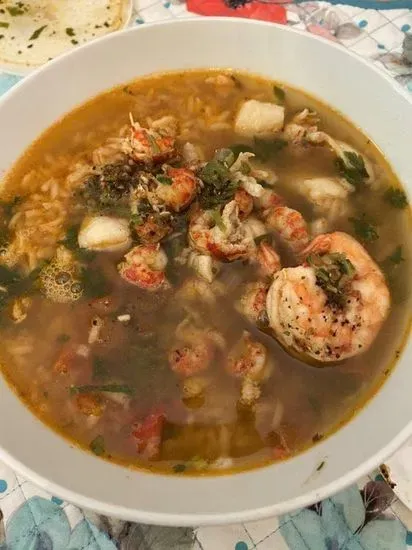 Sopa de Mariscos Casarez / Seafood Casarez Soup